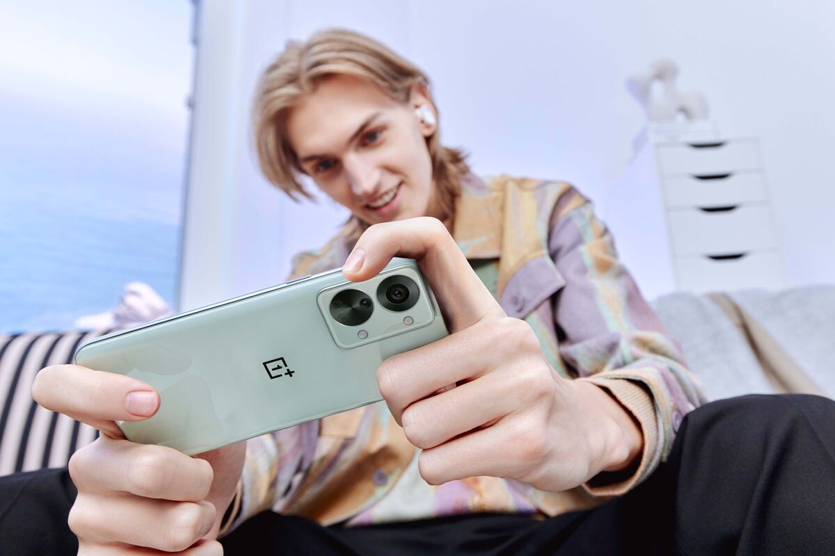 OnePlus predstavio Nord 2T smartfon